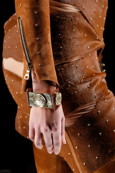 Look 53